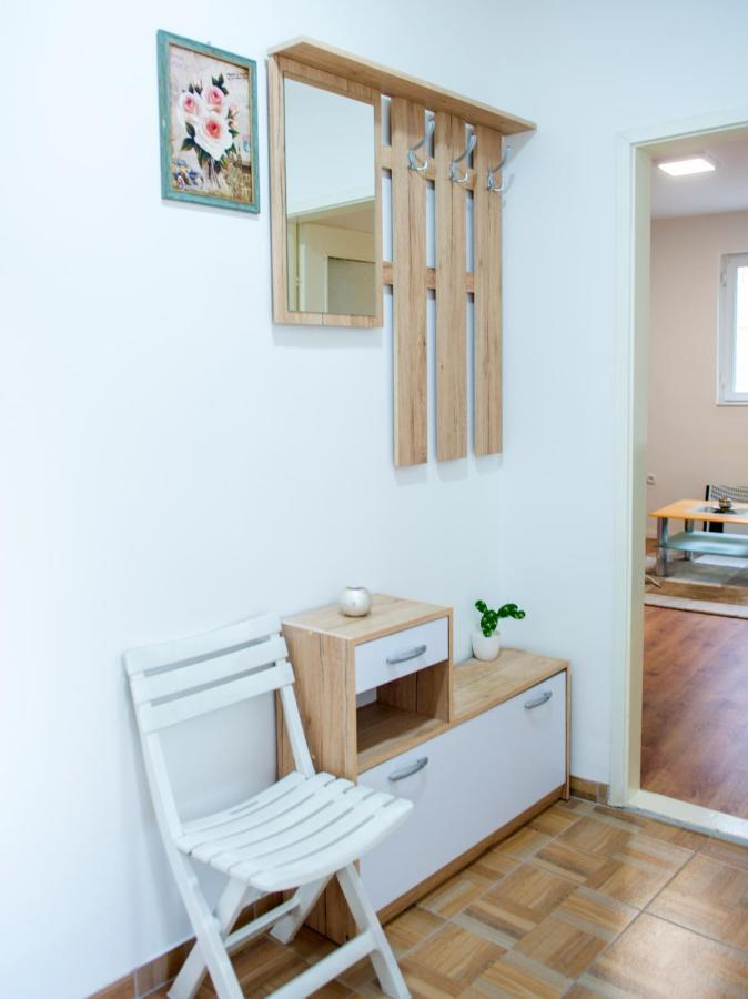 Ferienwohnung Cozy Corner Near Old Town Mostar Exterior foto
